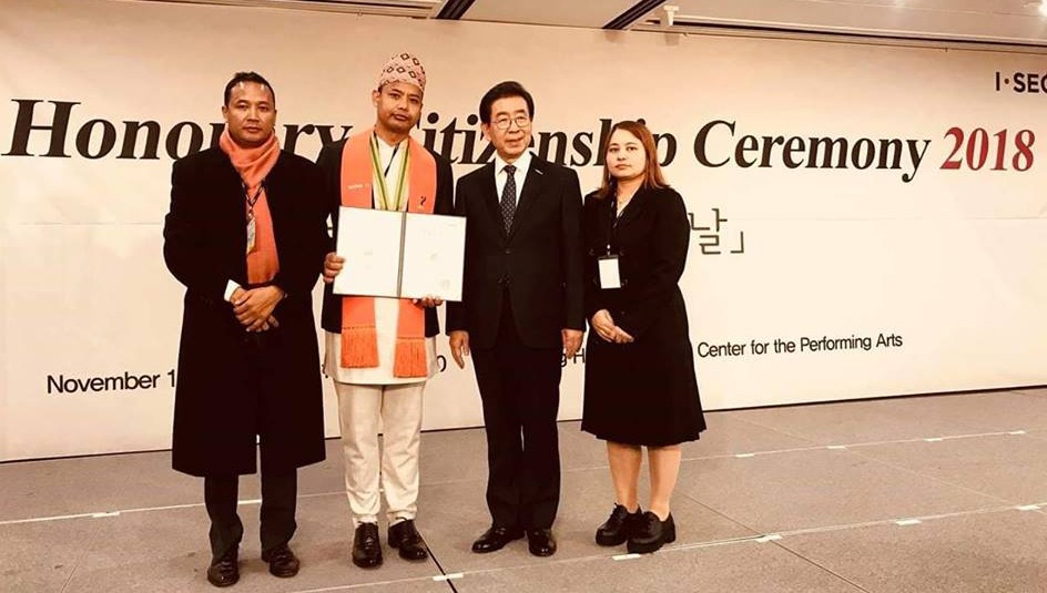 नेपाली युवा क्षेत्रीलाई कोरियन सरकारले दियो मानार्थ कोरियन नागरिकता