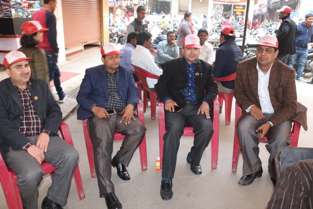 नारी दिवसको अवसरमा जुत्ताचप्पल व्यवसायी संघको रक्तदान (फोटो फिचर)