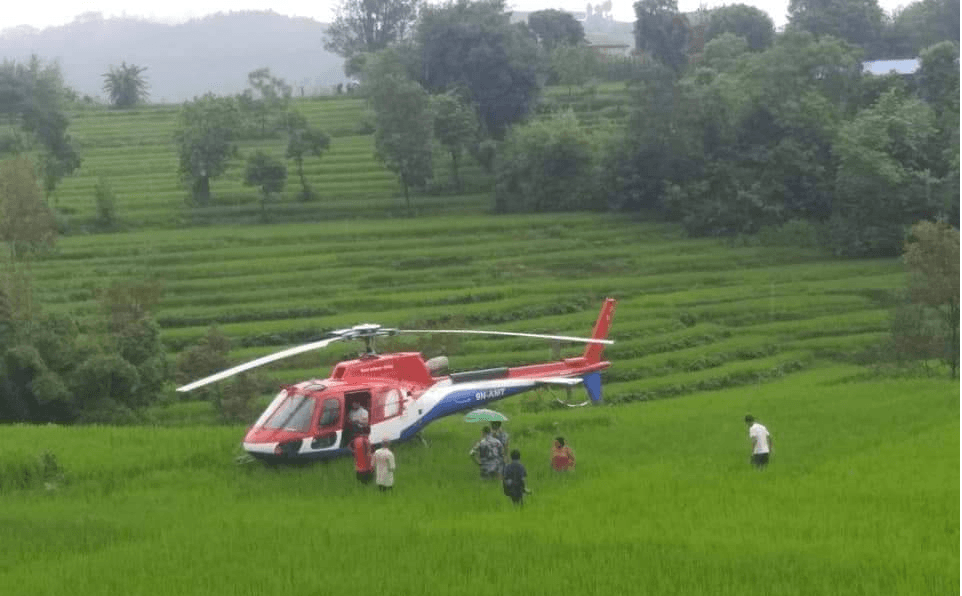 मौसम खराव हुँदा आधा दर्जन हेलिकप्टर आकस्मिक अवतरण