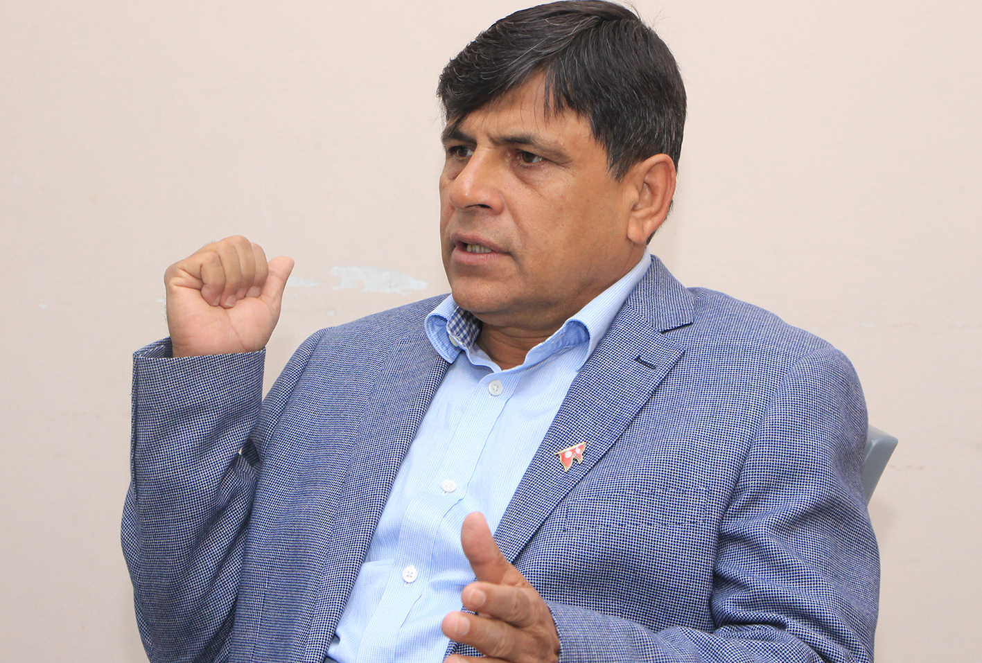 ‘विदेशमा रहेका नेपालीलाई विदेशबाटै मतदान गर्न पाउने व्यवस्था मिलाइनेछ’ : मन्त्री भुसाल