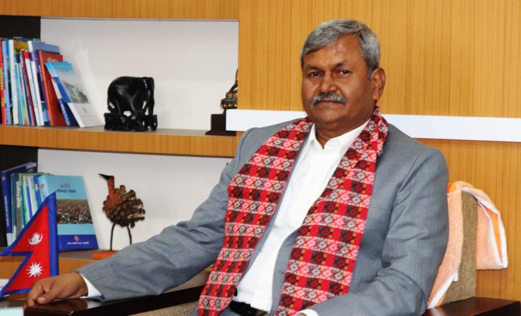 श्रम मन्त्री यादवद्वारा आकस्मिक आश्रय भवनको शिलान्यास