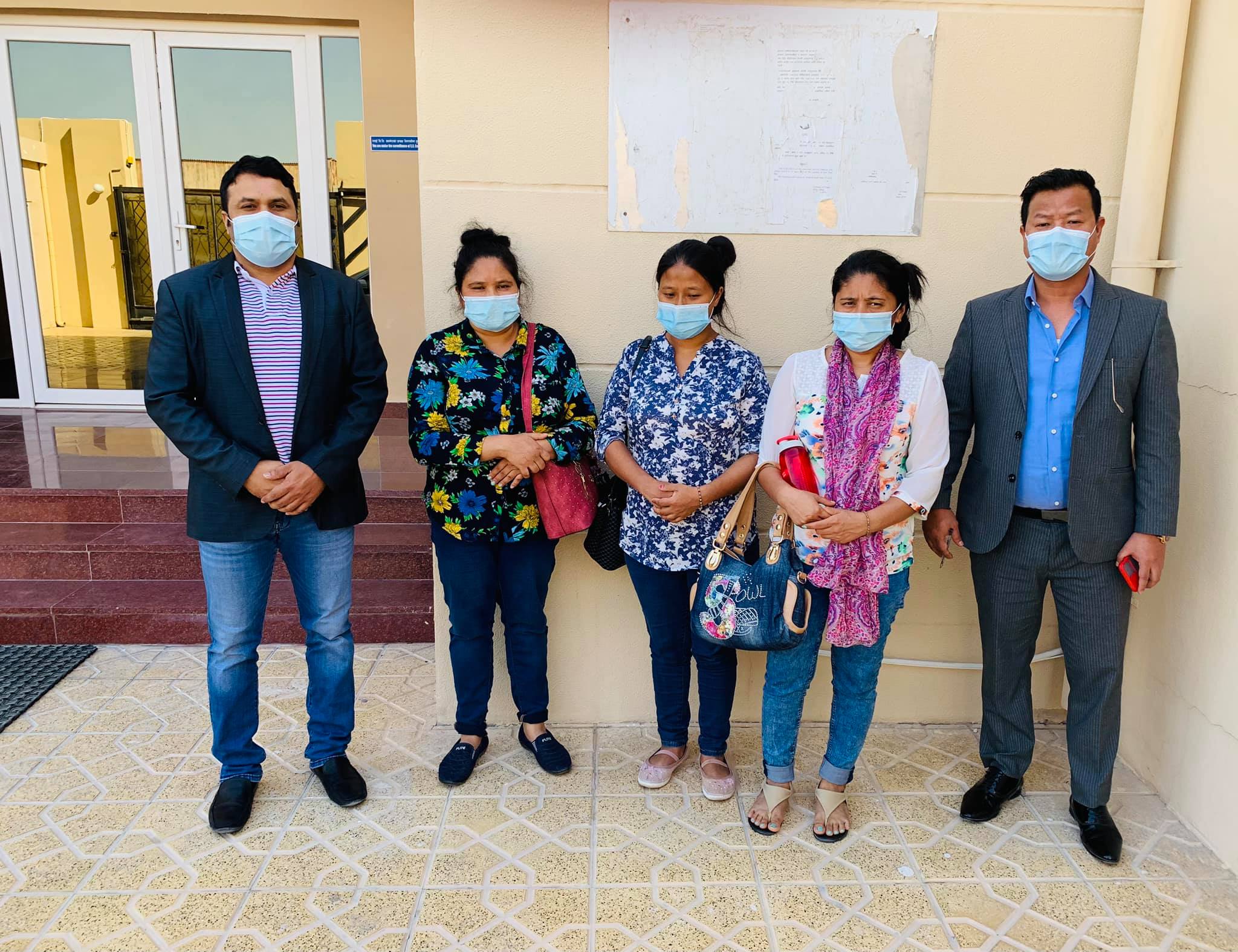 एनआरएनए कतारद्वारा अहिलेसम्म ४४ जना नेपाली श्रमिकलाई हवाई टिकट सहयोग
