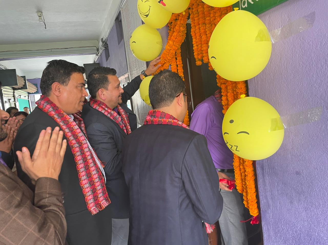 अब करदाता सेवा कार्यालय विराटचोकमा सिभिल बैंकको एक्सटेन्सन काउन्टर