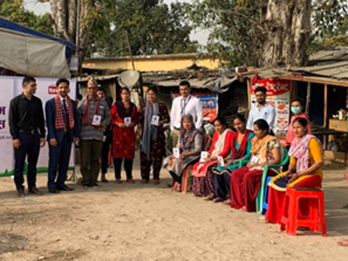 सिभिल बैंकको नगदरहित अभियान धनगढीको दैनिक कृषि उपज हाट बजारमा
