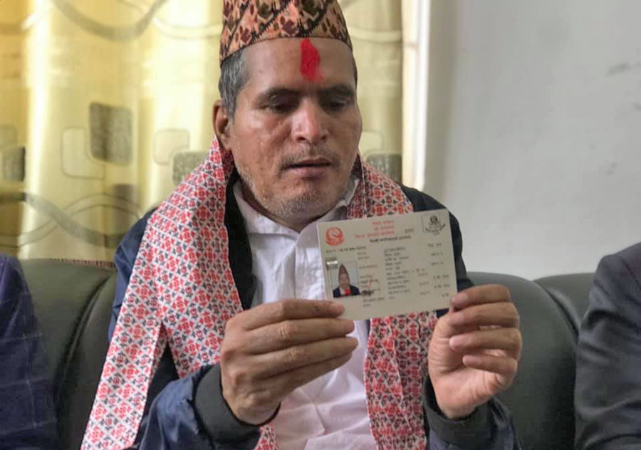 भारतीय जेलमा ४० वर्ष बिताएका दुर्गाप्रसादले पाए नेपाली नागरिकता