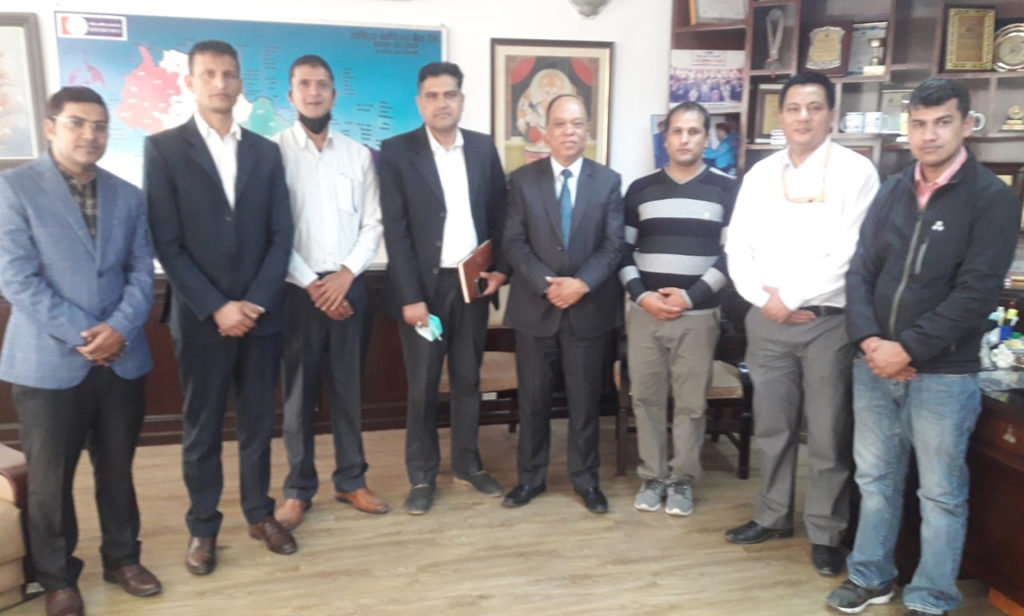 राष्ट्रिय बाणिज्य बैंकद्धारा उर्जा बचत गर्ने दुई कम्पनीलाई अनुदान रकम हस्तान्तरण