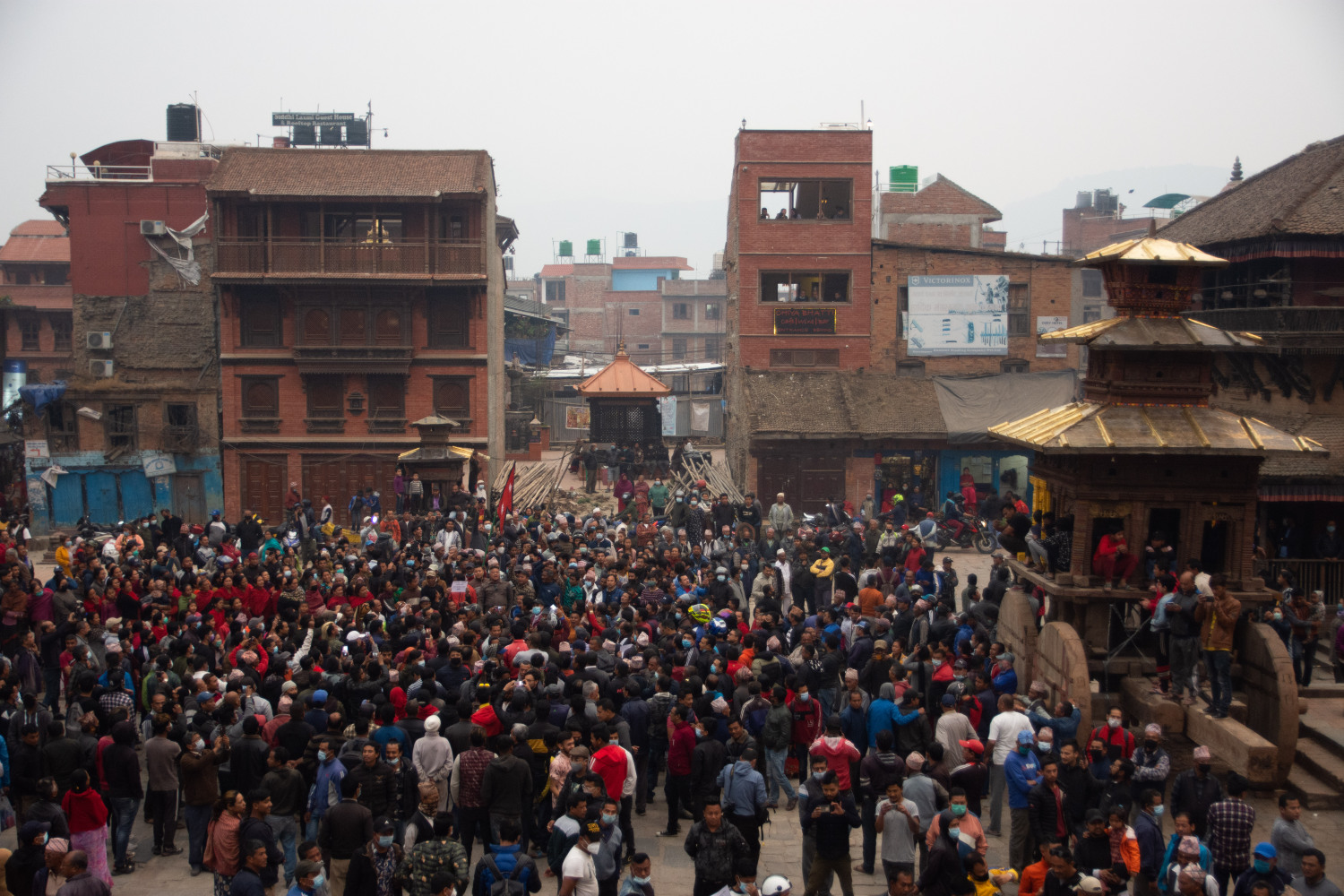 प्रशासनद्वारा बिस्केट जात्रा मनाउन रोक, स्थानीयवासीद्वारा विरोध