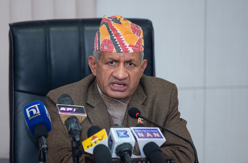 सरकारले तत्कालै देशव्यापी लकडाउन गर्दैन : परराष्ट्रमन्त्री ज्ञवाली