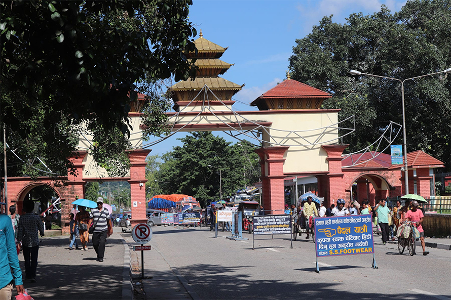 भारतसँग जोडिएको काँकडभिट्टा र भद्रपुर नाका सिल