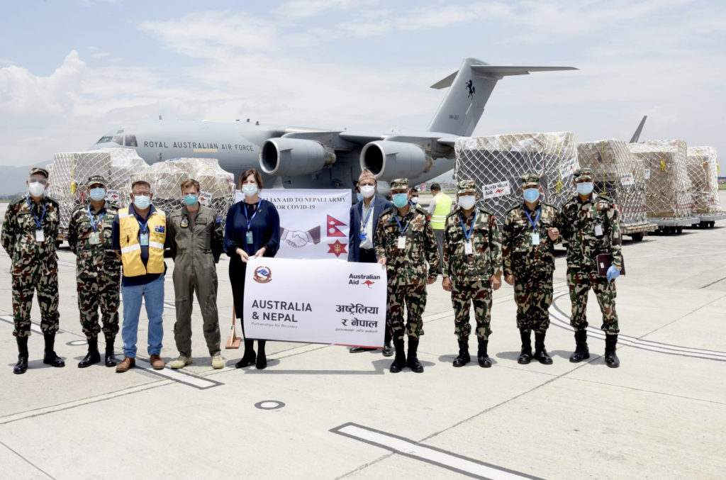 नेपाली सेनालाई अष्ट्रेलियाले प्रदान ग¥यो कोभिड–१९ सम्बन्धी स्वास्थ्य सामग्री