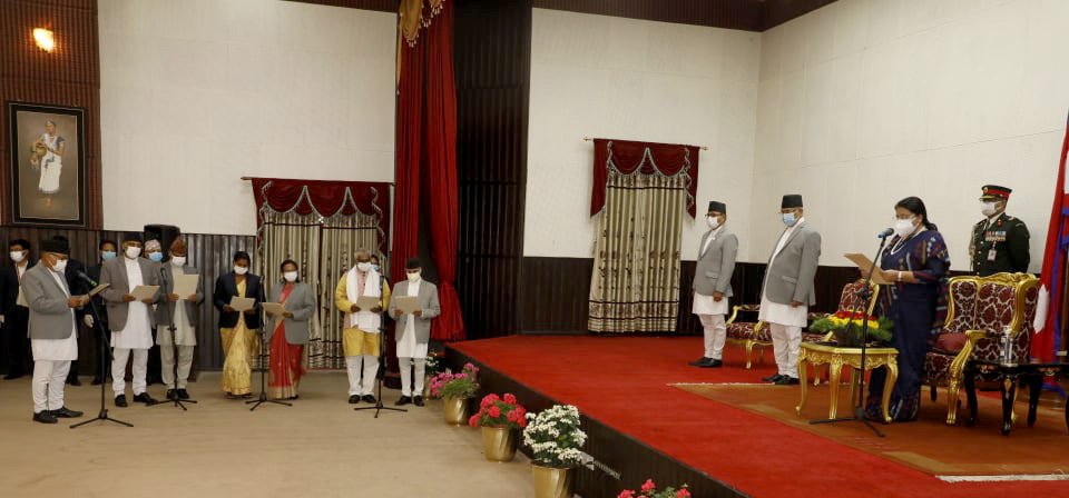 नवनियुक्त ७ मन्त्री र १ राज्यमन्त्रीले लिए पद तथा गोपनीयताको सपथ