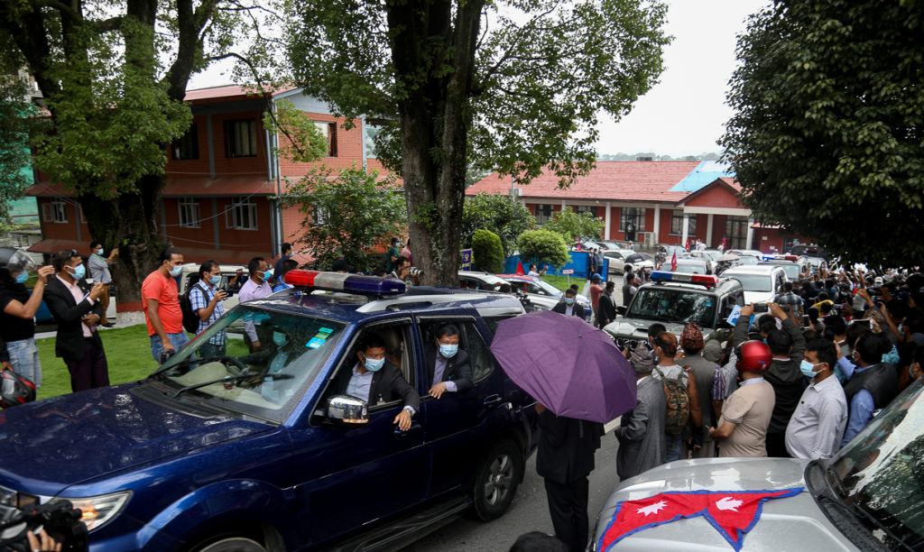 बालुवाटारबाट बाहिरिए ओली, युथ फोर्सले तामझामसहित बालकोट पु-यायो