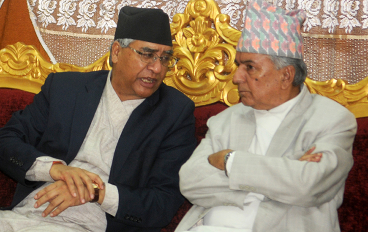 कांग्रेस सभापति देउवा र वरिष्ठ नेता पौडेलबीच जुटयो सहमति, जिल्ला सभापतिहरुको अनशन तोडियो