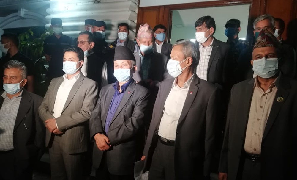 एमाले कार्यदलले प्रस्ताव गरेको १० बुँदे सहमति कार्यान्वयन हुने, मंगलबार स्थायी कमिटि बैठक बोलाइयो