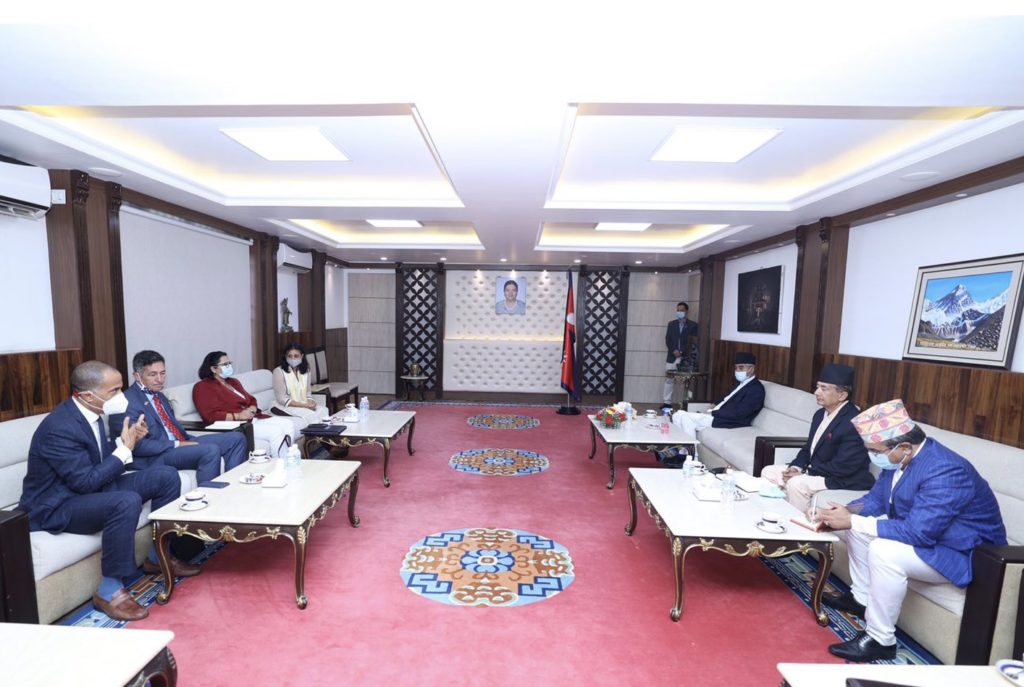 एमसिसी सम्झौताबारे प्रधानमन्त्री र सुमारबीच छलफल