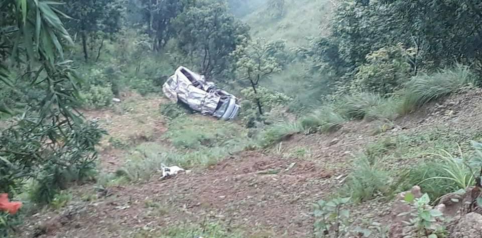 अर्घाखाँचीमा माइक्रोबस दुर्घटना, १ जनाको मृत्यु, २ जनाको अवस्था गम्भिर