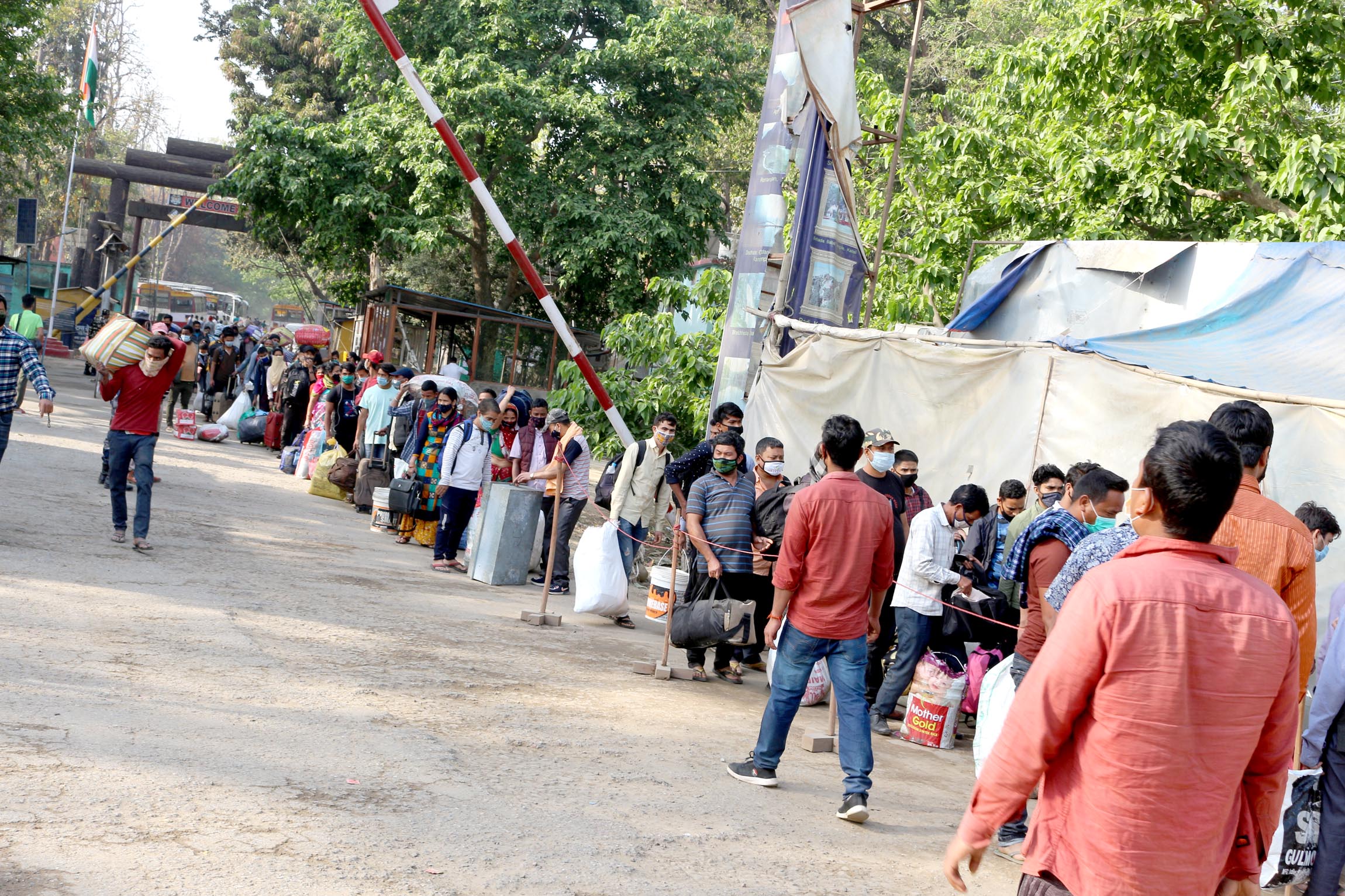कोरोना सङ्क्रमित देशबाट भित्रिनेबाट सङ्क्रमण हुने जोखिम