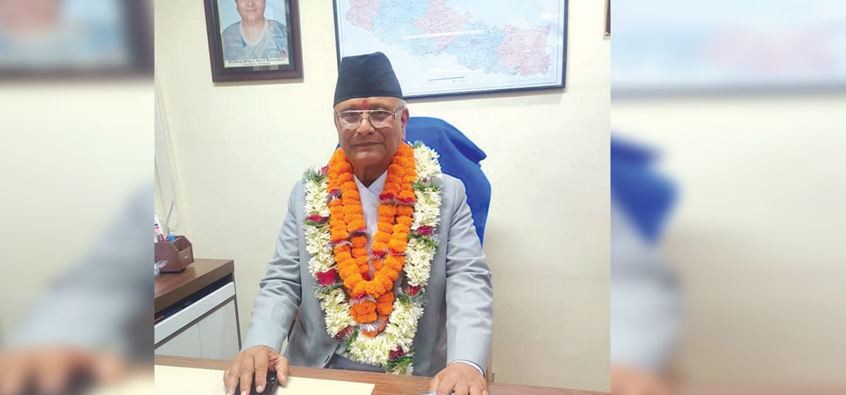 उद्योग मन्त्री हमालद्वारा राजीनामा दिने घोषणा