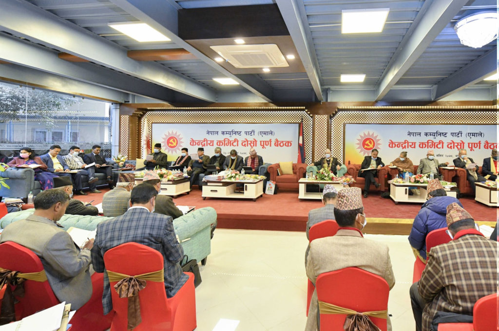 एमालेमा ९९ सदस्यीय पोलिटब्युरो गठन, केन्द्रीय सदस्यमा ४४ जना मनोनित (सूचीसहित)