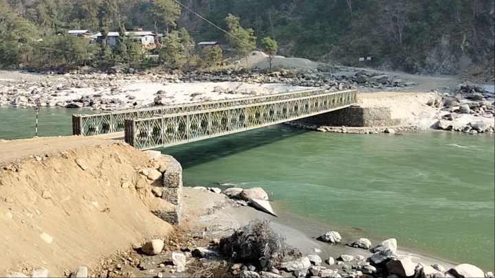 वार्षिक ८० लाख खर्चमा फोक्सिङ्टारमा सात वर्षदेखि अस्थायी बेलिब्रिज