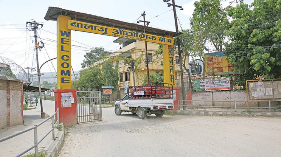 बालाजुमा ग्यास बुलेटले च्याँप्दा चालकको मृत्यु
