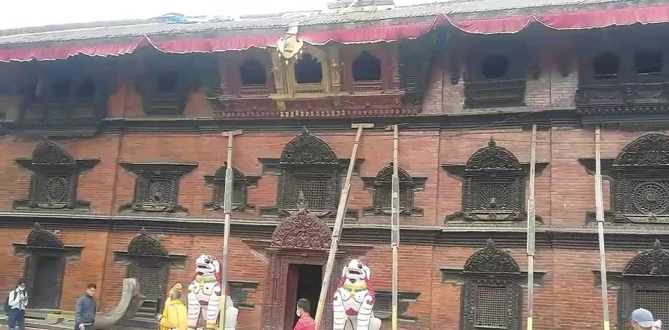 भूकम्पपछिको कुमारी घर : प्राविधिक अध्ययन गरेको छ वर्ष बित्यो, अझै टेकाको भरमा