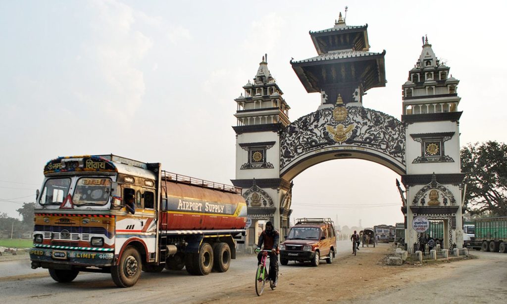 प्रमुख व्यापारिक नाका वीरगन्जबाट गत आव भन्दा ३३ अर्ब बढी राजश्व संकलन