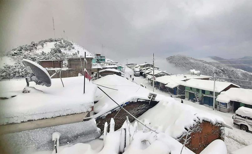 हिमपातका कारण सुदूरपश्चिमका राजमार्गहरु अवरुद्ध