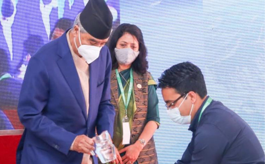 प्रधानमन्त्री देउवाद्वारा दिगो पर्वतीय अन्तर्राष्ट्रिय सम्मेलनको उद्घाटन