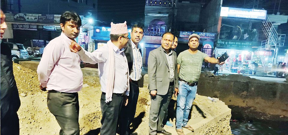 मैनहिया–सम्पत्तिया प्रसारण लाइन निर्माण ६० प्रतिशत सम्पन्न
