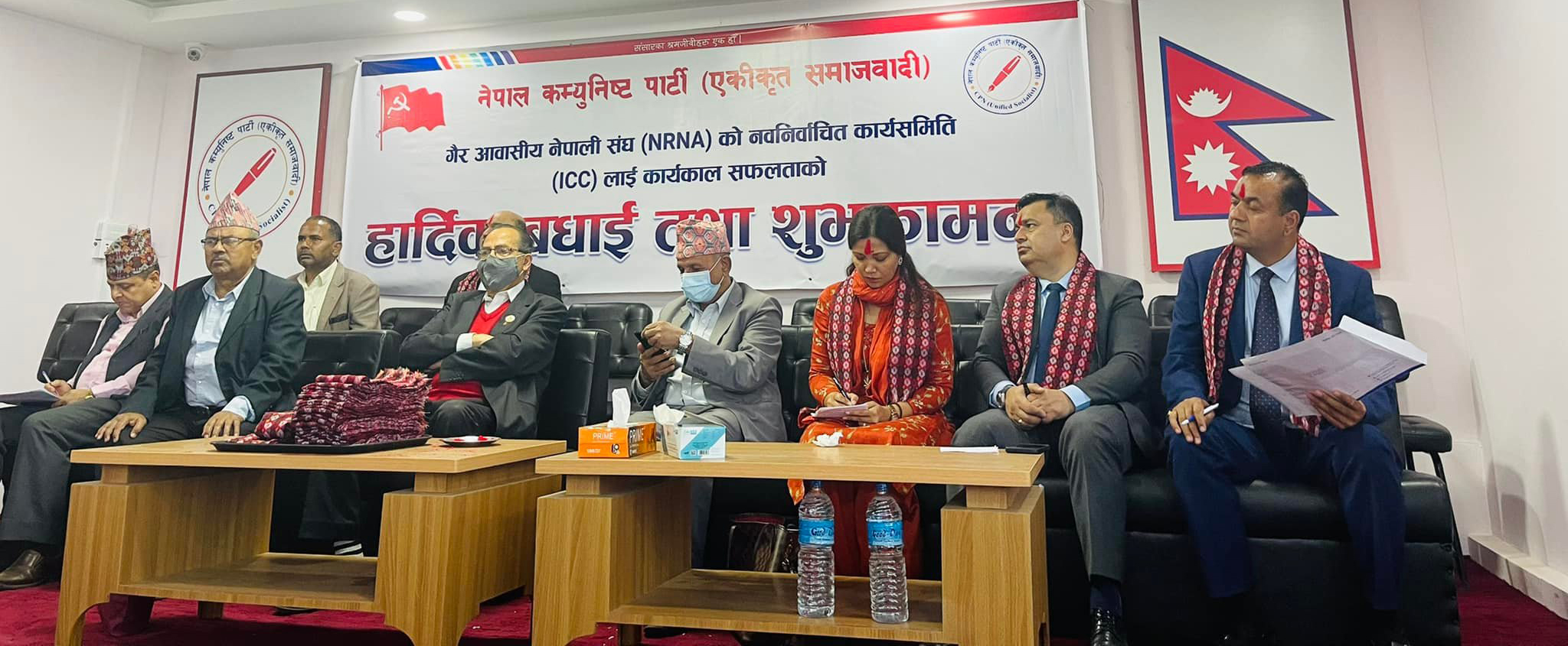 एनआरएनएका नवनिर्वाचित पदाधिकारीद्धारा पूर्वप्रधानमन्त्रीद्धय ओली र खनालसँग भेटघाट