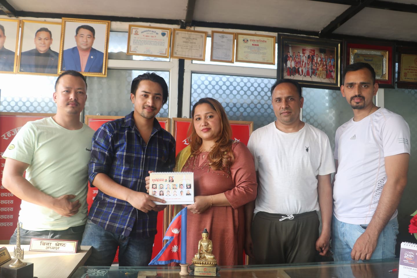 रञ्जना व्यापार संघका कार्यसमितिहरुद्धारा नयाँ वर्षको शुभकामना आदानप्रदान