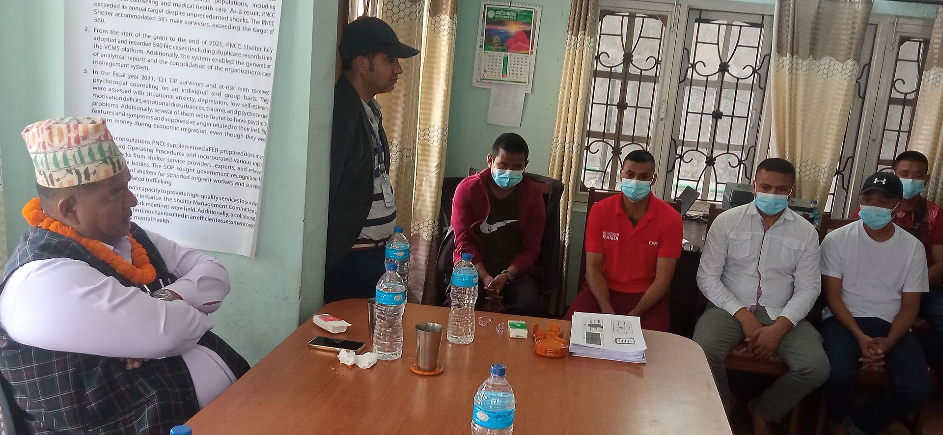 विदेशबाट उद्धार गरिएका श्रमिकहरुसँग श्रममन्त्रीको छलफल