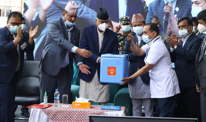 प्रधानमन्त्री देउवाद्वारा टाइफाइडविरुद्धको खोपको उद्घाटन
