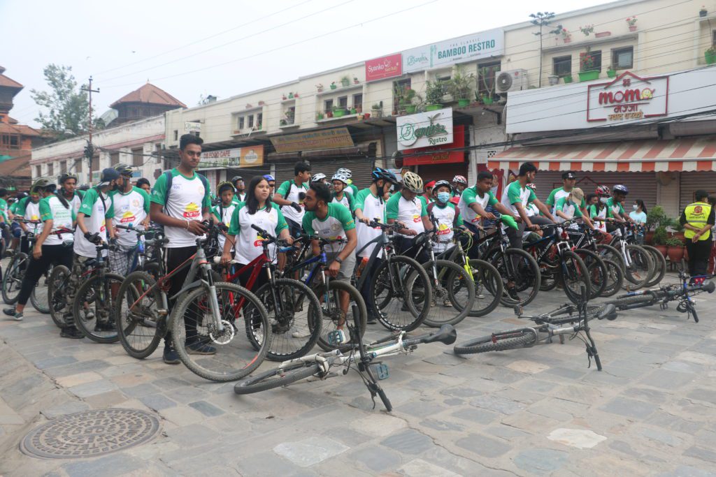 विश्व वातावरण दिवसमा माडवाडी युवा मञ्चको आयोजनामा साईकल र्याली