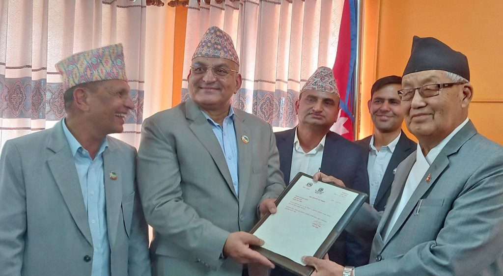 गण्डकीको मुख्यमन्त्रीमा कांग्रेसका सुरेन्द्रराज पाण्डे नियुक्त