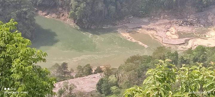 पहिरोले अरुण तेस्रोको डाइभर्सन टनेल थुनियो
