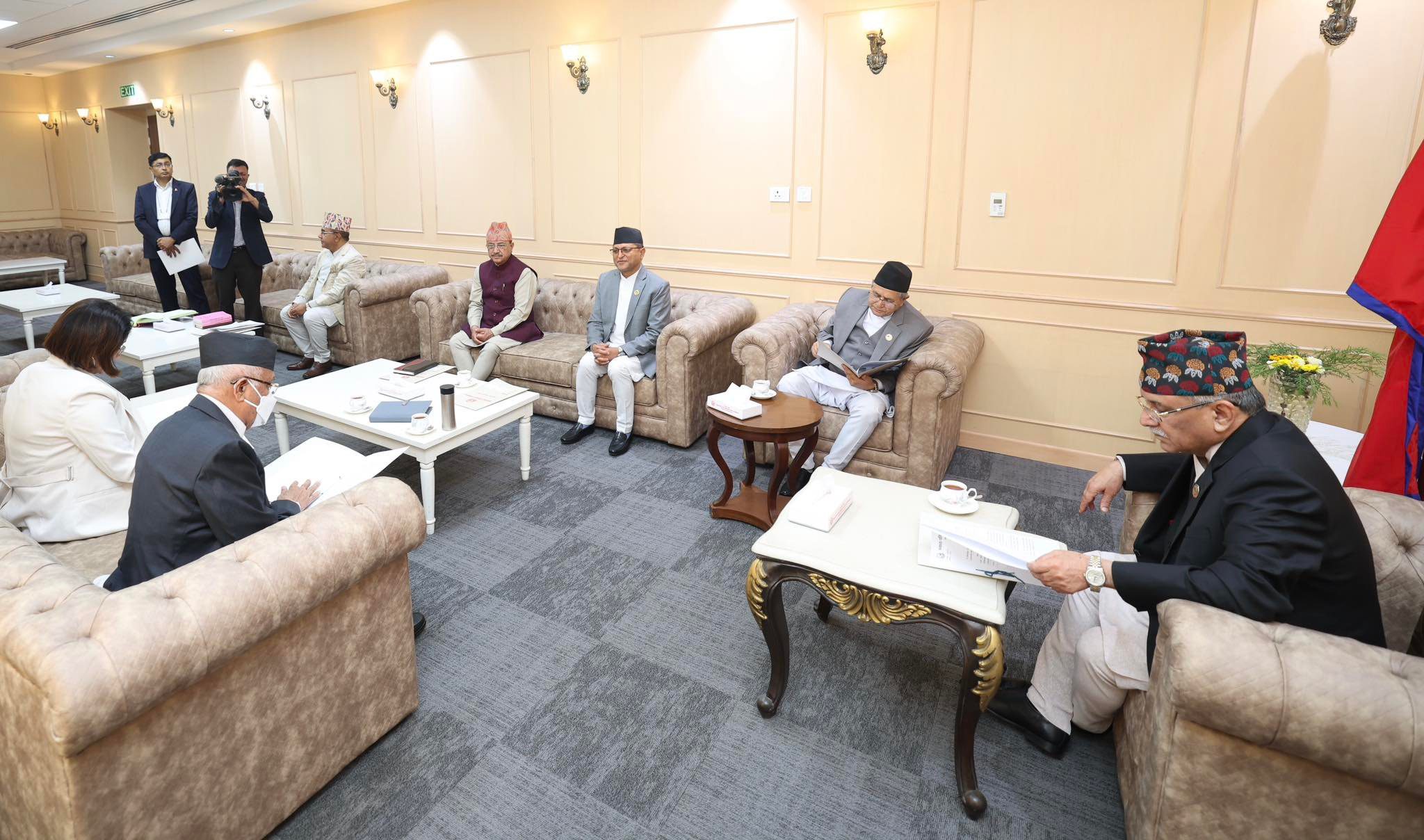 संवैधानिक परिषद्को बैठक विना निश्कर्ष टुङ्गियो