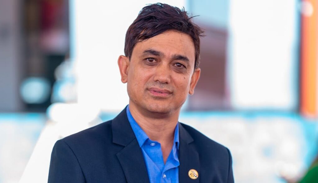 ढाकाकुमार श्रेष्ठ माथिको कारबाही कार्यान्वयन नगर्न सर्वोच्चको अल्पकालीन अन्तरिम आदेश