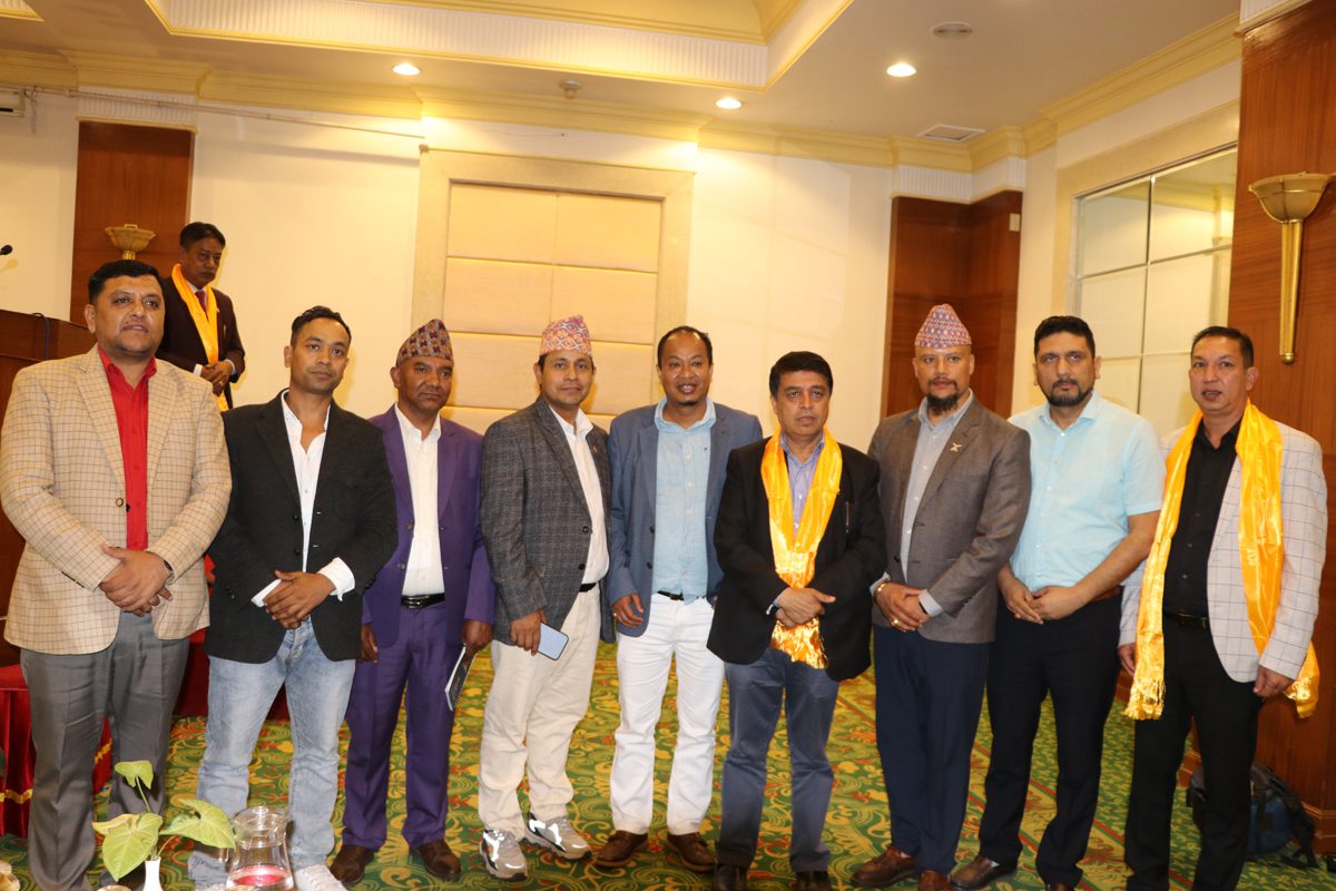 सीमापार बाणिज्य संघले महासंघका नयाँ कार्यसमितिलाई बधाई दिदै भन्यो–‘व्यवसायीको हकहितमा काम होस्’