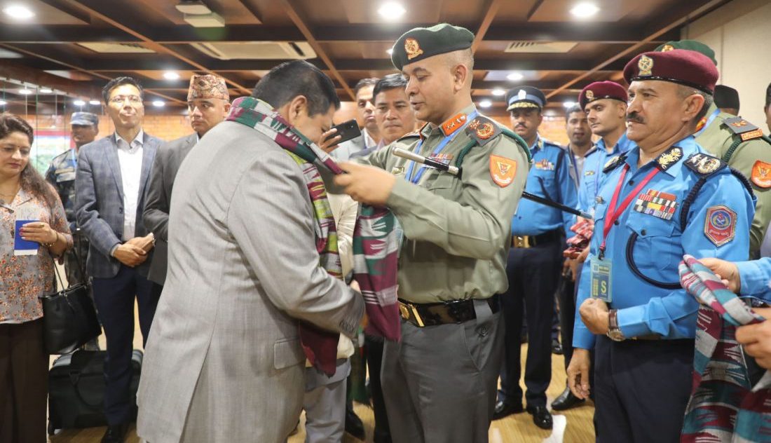 पाँच दिने भ्रमणका लागि उपप्रधानमन्त्री श्रेष्ठ चीन प्रस्थान