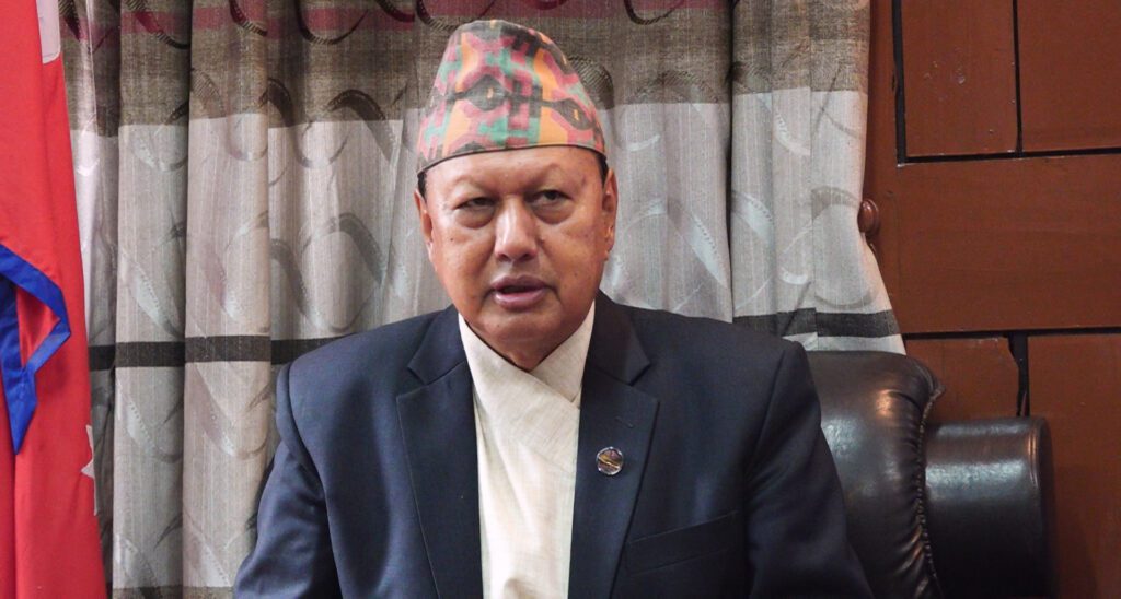 भीआईपी र भीभीआईपीहरुको उपचार नेपालमै गर्न विशेषज्ञ डाक्टरहरुको टिम तयार छ : मन्त्री बस्नेत