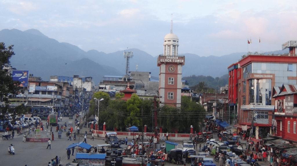 धरानमा २४ घण्टे निषेधाज्ञा जारी, सामाजिक सद्भाव कायम राख्न राजनीतिक दलहरुको अपिल