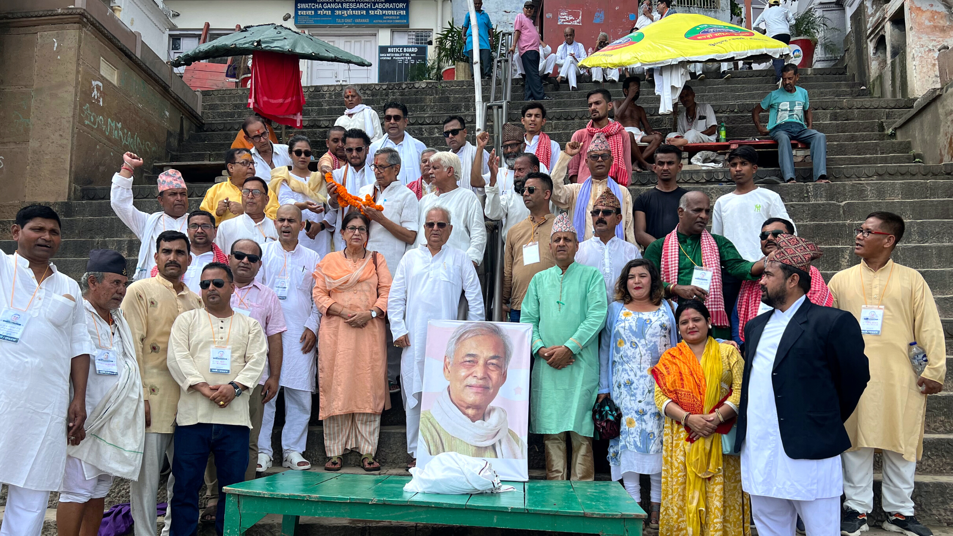 कांग्रेस चिन्तक स्वर्गीय गिरिको अस्तु गंगामा विर्सजन