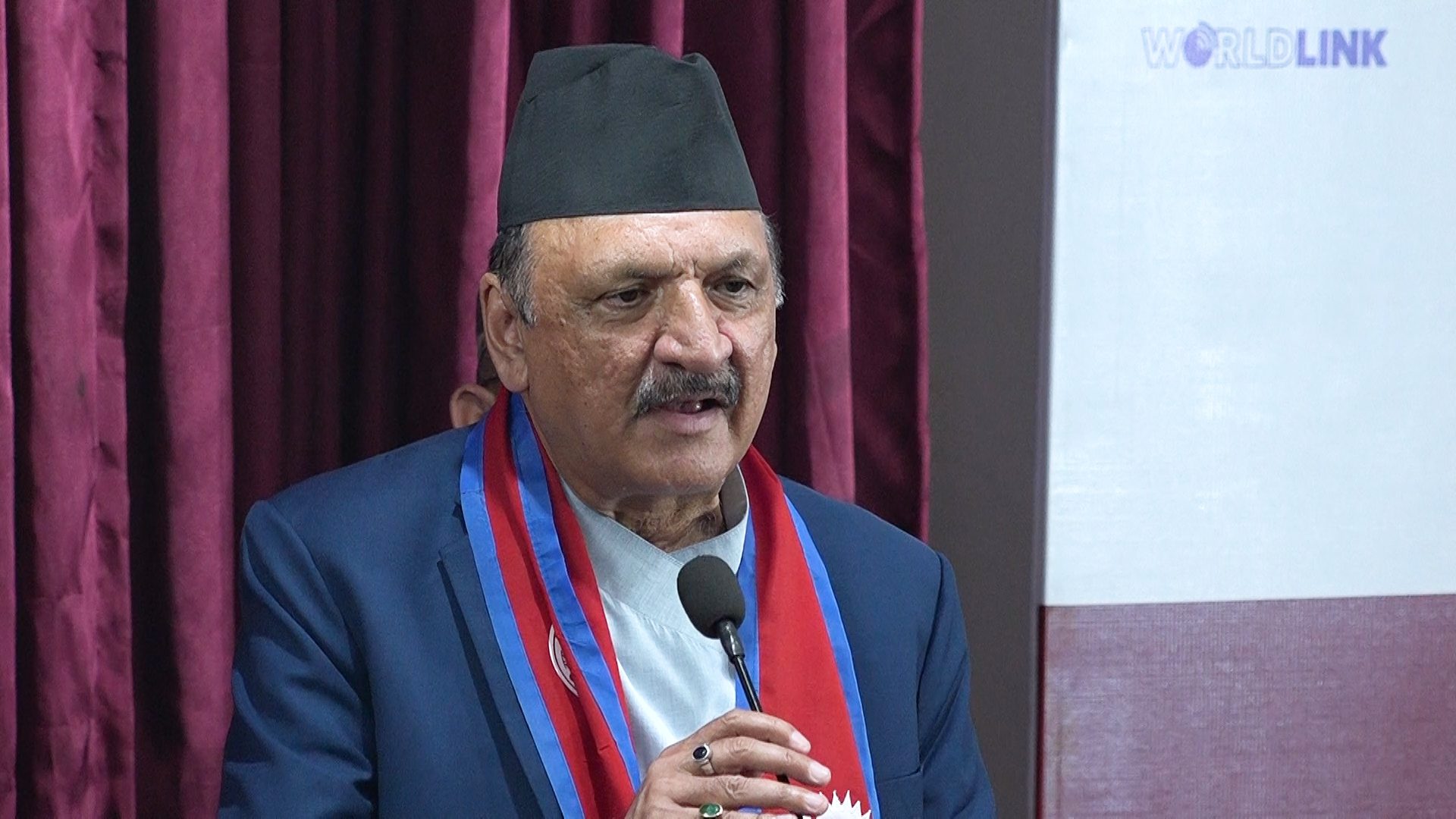 सरकार र निजी क्षेत्र मिलेर अर्थतन्त्र चलायमान बनाउन जरुरी छ : अर्थमन्त्री महत