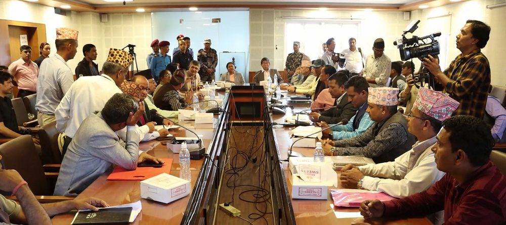 सरकार र आन्दोलनरत राहत शिक्षकबीच ५ बुँदे सहमति, आन्दोलन फिर्ता