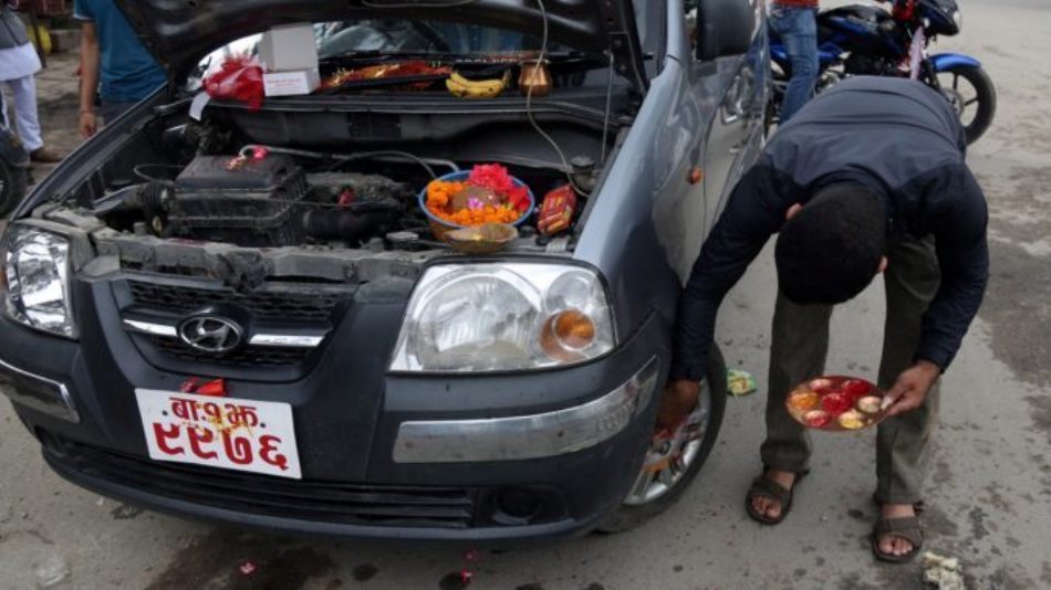 आज वास्तु दिवस एवं विश्वकर्मा पूजा