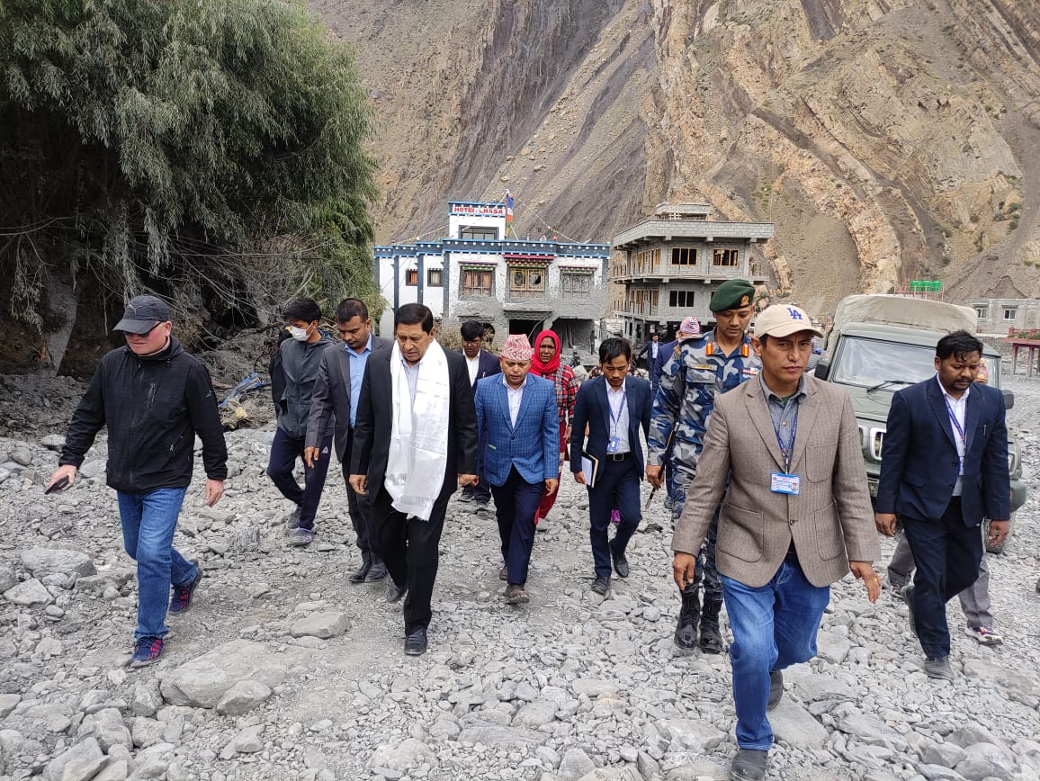 मुस्ताङ पुगेर गृहमन्त्रीले भने : ‘कागबेनी बस्ती व्यवस्थित र उन्नत ढंगले पुर्ननिर्माण गर्छौ’
