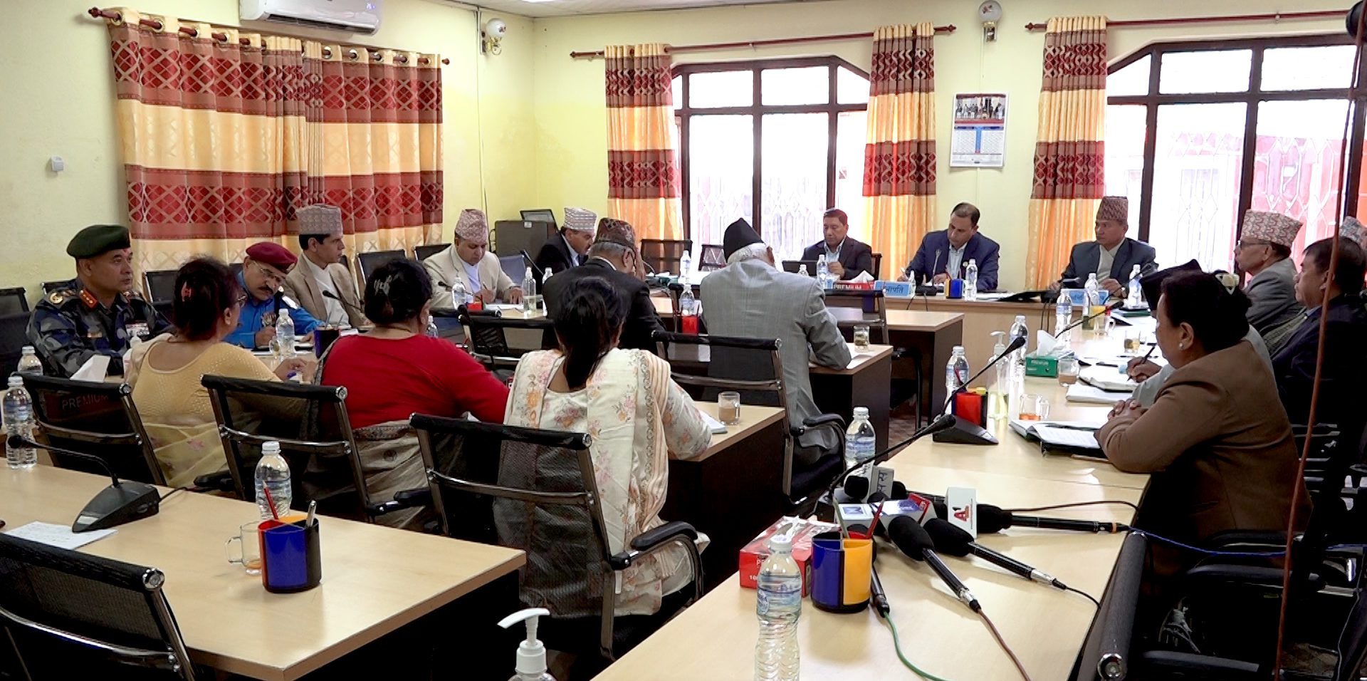 शिक्षण संस्थाहरूलाई अशान्त हुन नदिने कुरामा सरकार गम्भीर छ : गृहमन्त्री श्रेष्ठ
