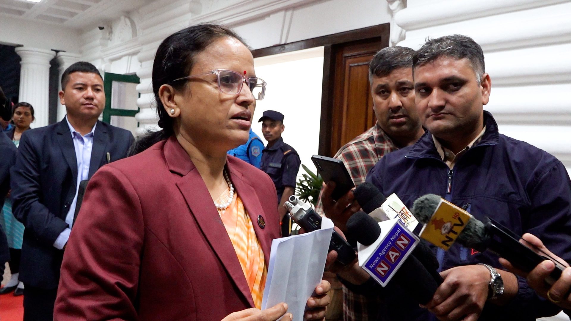 सम्प्रदायीक सम्बन्धमा खलल पुग्ने गतिविधि नगर्न आग्रह, यस्ता छन मन्त्रिपरिषद् बैठकका निर्णयहरु